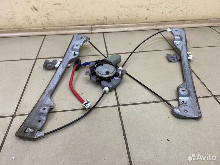 Стеклоподъемник б/у передний правый Infiniti Fx35