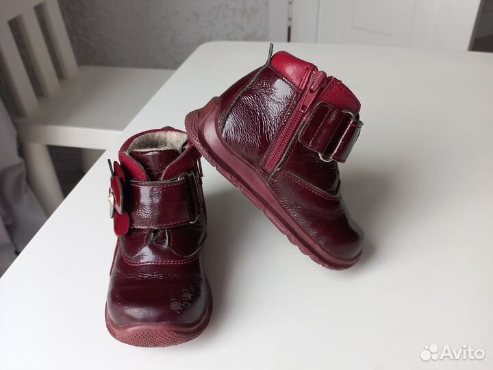 Ботинки детские 22 размер 