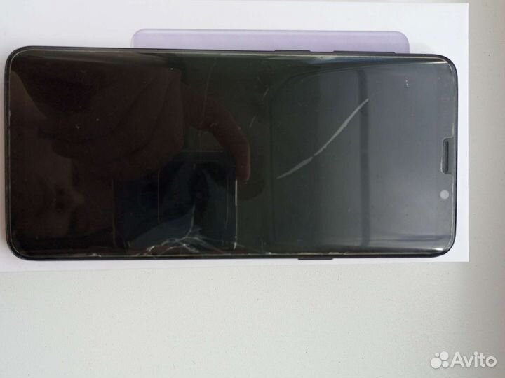 Телефон Samsung Galaxy S9
