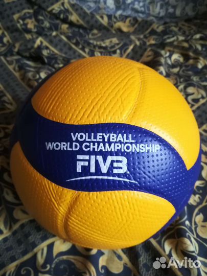 Волейбольный мяч mikasa