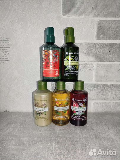 Гель для душа, средства для волос ив роше