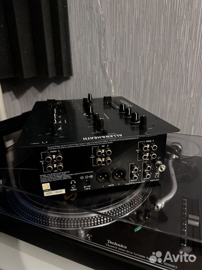 Dj микшер Allen & Heath Xone 22