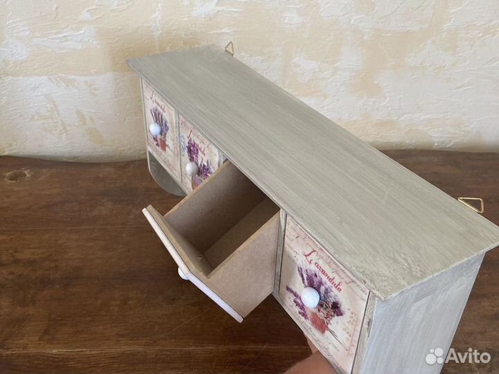 Полочка для специй, дизайнерская