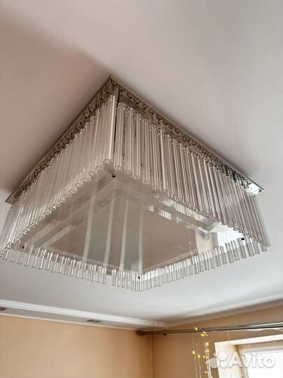 Люстра потолочная