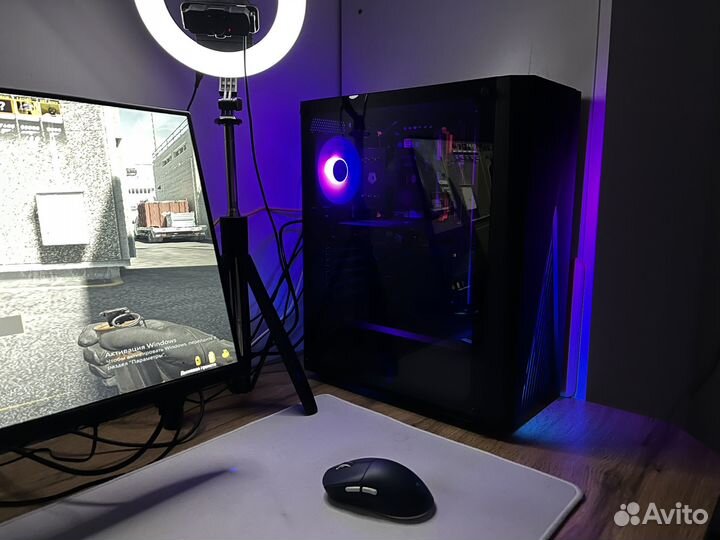 Игровой компьютер с монитором