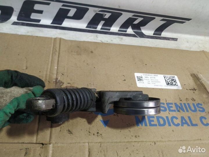 Натяжитель ремня генератора Audi A8 D3 BVJ