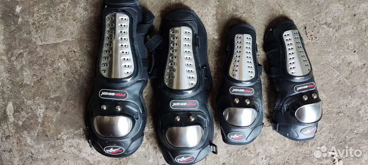 Наколенники для мото