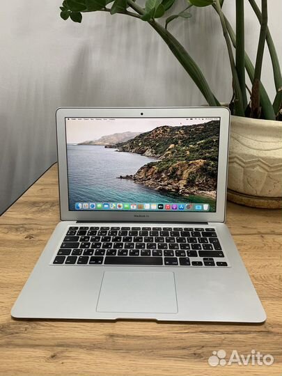 MacBook Air 13 2017 i5 128gb