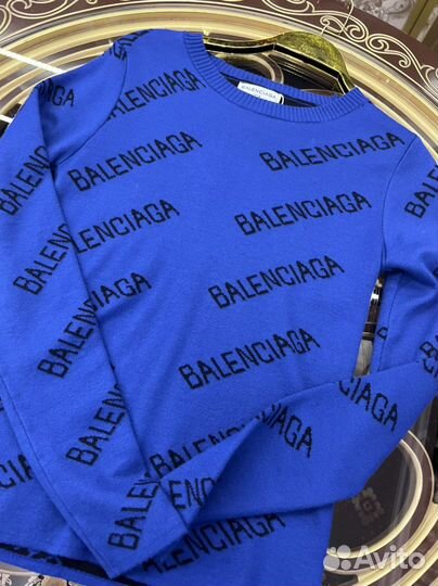 Balenciaga кофта