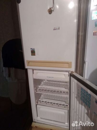 Холодильник бу stinol
