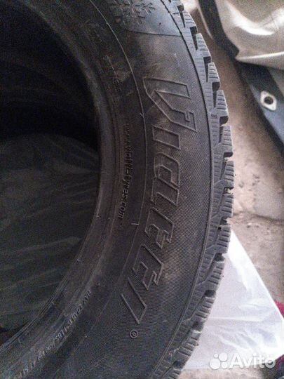 Viatti Brina 215/60 R16
