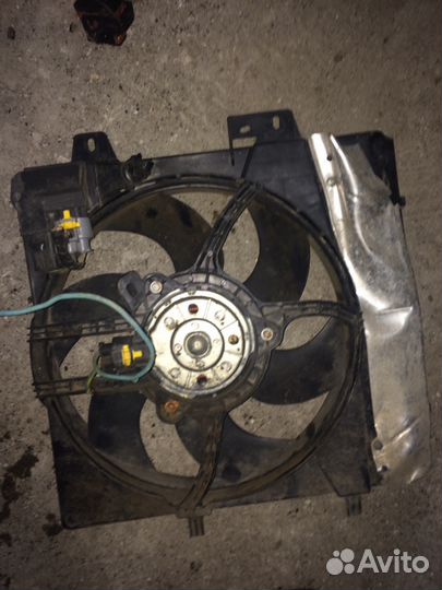 Вентилятор радиатора Peugeot 207