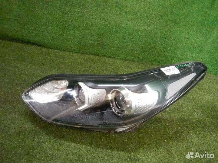 Фара левая Kia Sportage