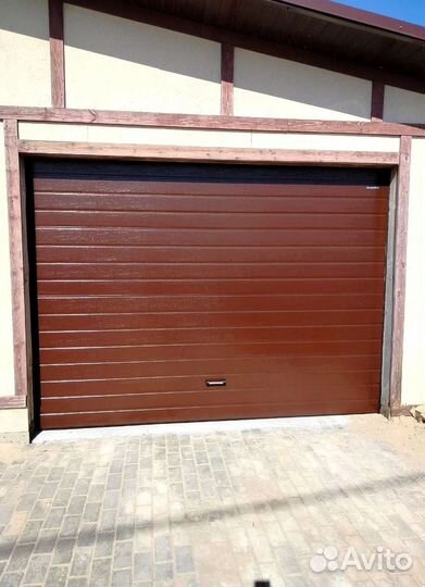 Гаражные секционные ворота