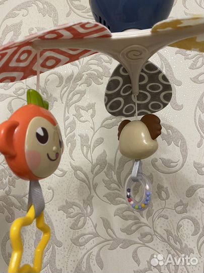 Мобиль на кроватку новый