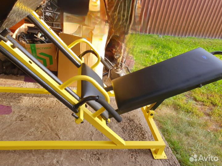 Тренажер жим ногами