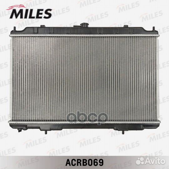 Радиатор miles nissan maxima 2.0/3.0 99- acrb06