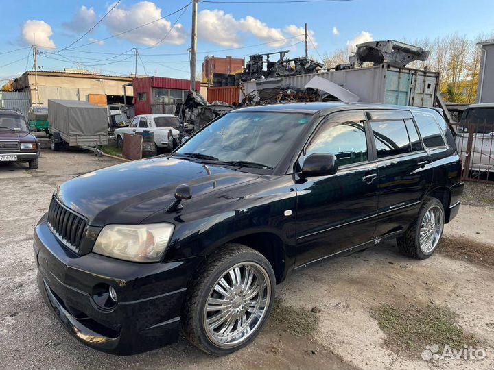 Панель пола багажника левая Toyota Kluger V 2005 M