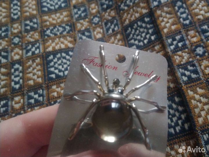 Брошь Паук