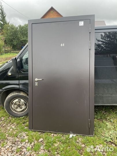 Дверь входная бу