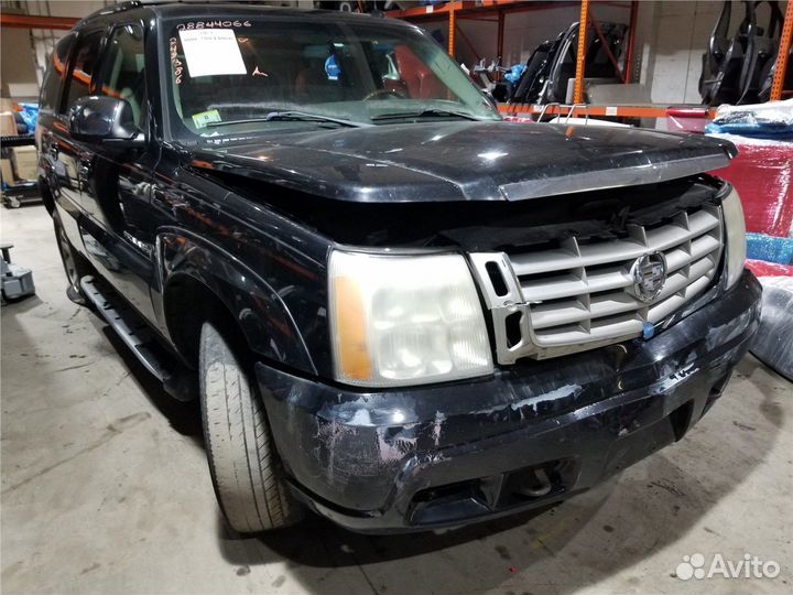 Разбор на запчасти Cadillac Escalade 2 2000-2006