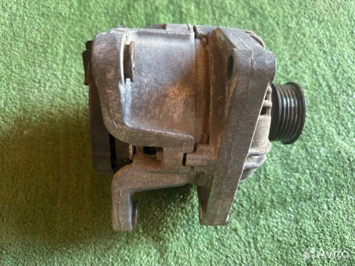 Генератор Opel Astra H A16XER 2010