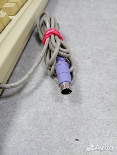 Комплект PS/2 клавиатура + мышка + коврик