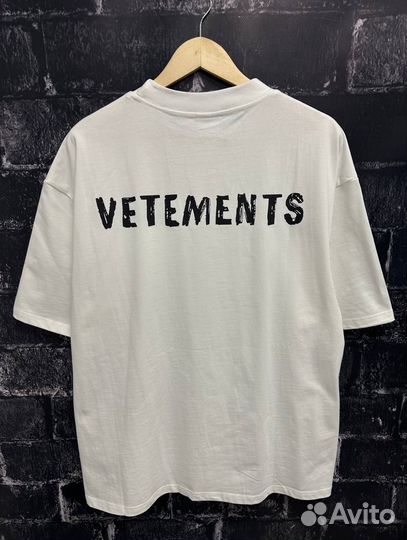 Футболка Vetements