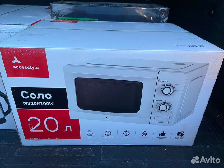 Микроволновая печь соло Hi M020B03 черная