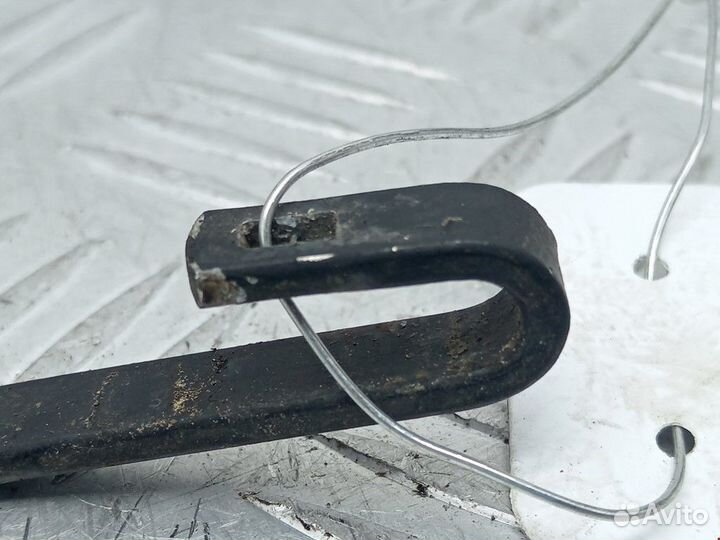 Щеткодержатель (поводок стеклоочистителя, дворник)