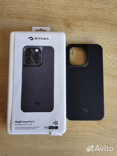 Чехол на iPhone 14 pro pitaka