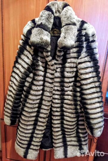 Шуба, натуральный мех шиншиллы
