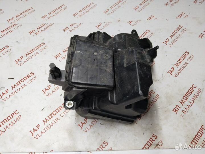 Корпус воздушного фильтра Nissan Teana J32 VQ25DE