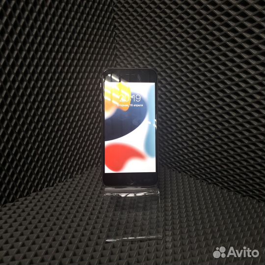 iPhone 6S, 32 ГБ