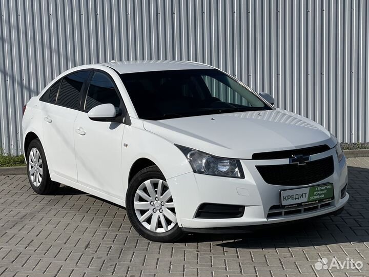 Chevrolet Cruze 1.6 AT, 2011, 176 500 км
