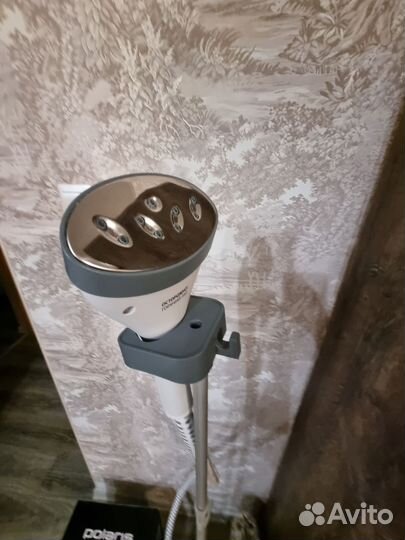 Отпариватель для одежды вертикальный