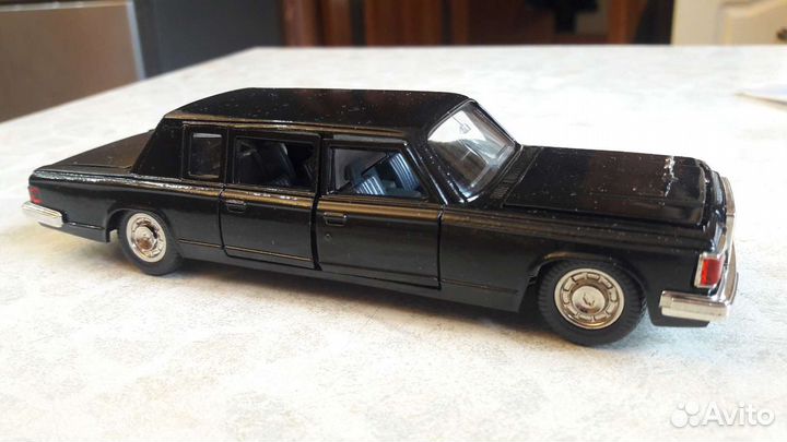 Масштабная модель автомобиля