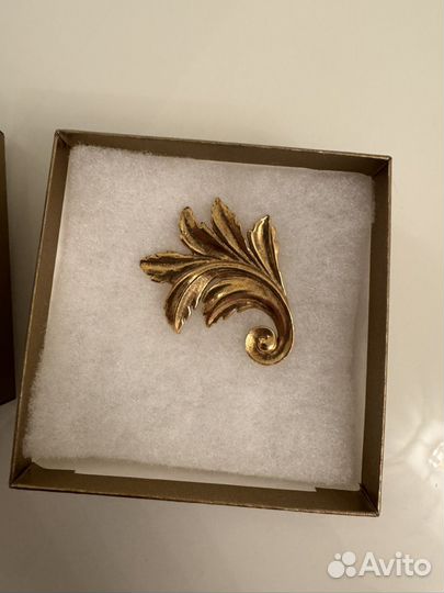 Винтажная брошь MMA