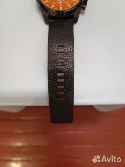 Мужские наручные часы электронные