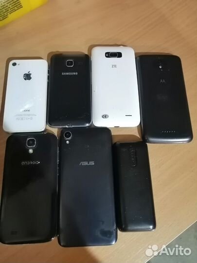 iPhone 4S, 16 ГБ