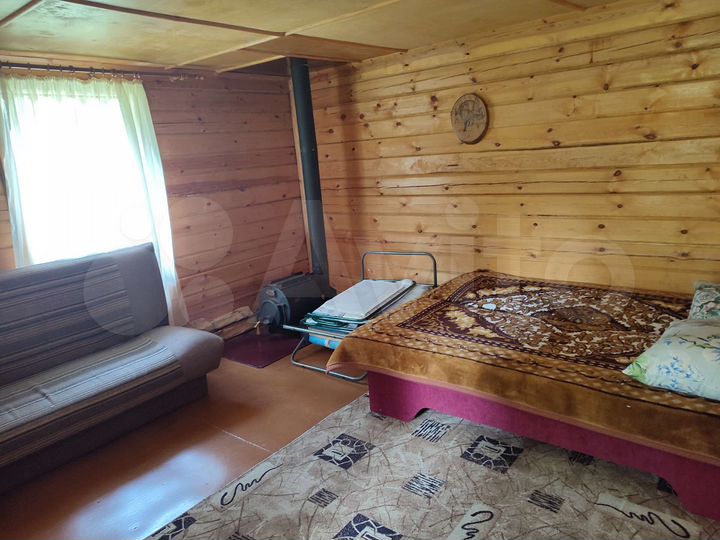 Дом 24 м² на участке 40 сот.