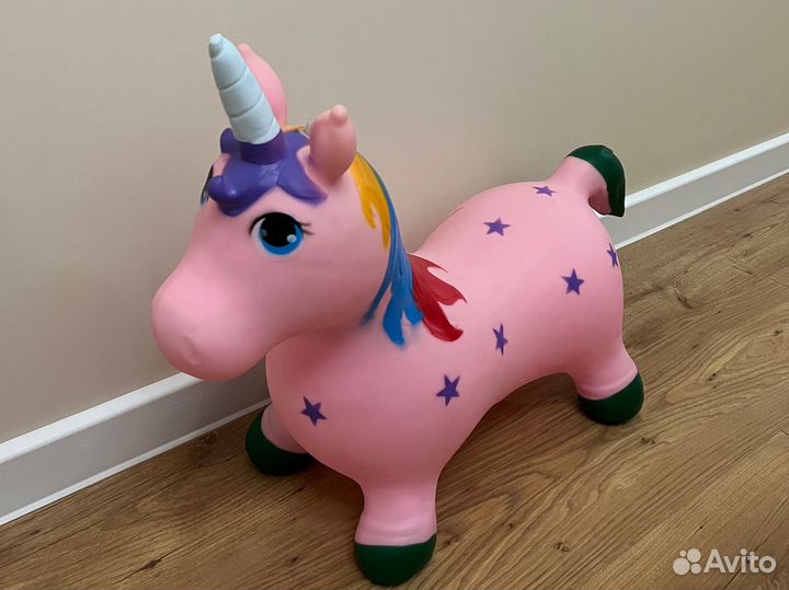 Попрыгун единорог