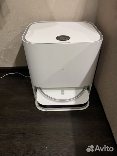 Xiaomi Milia Pro Self-Emptying Robot Vacuum