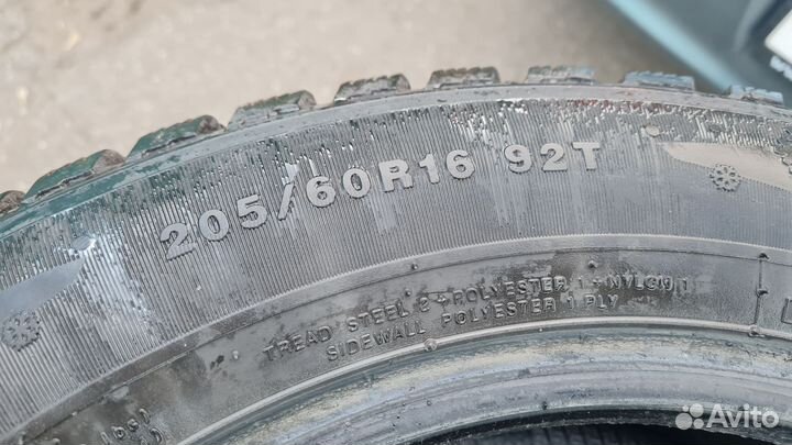 Kumho WinterCraft Ice WI31 205/60 R16 92T