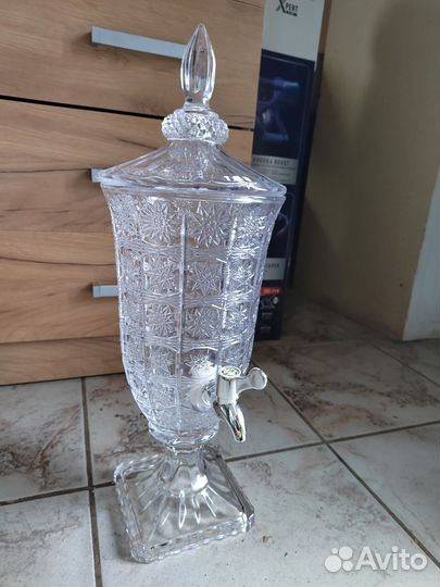 Лимонадник с краном