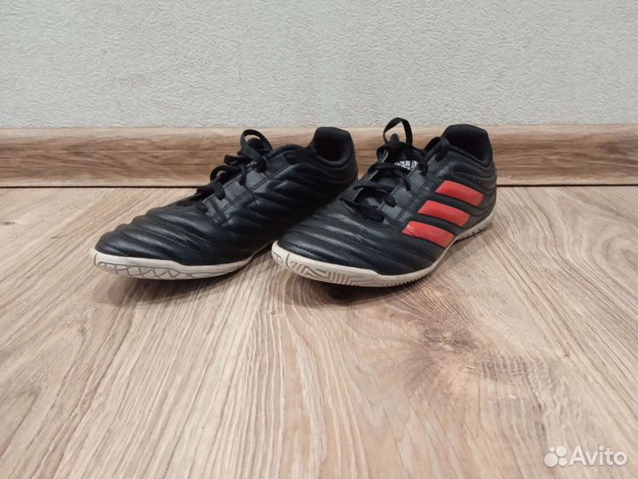 Бутсы футзальные Adidas Copa для мальчиков