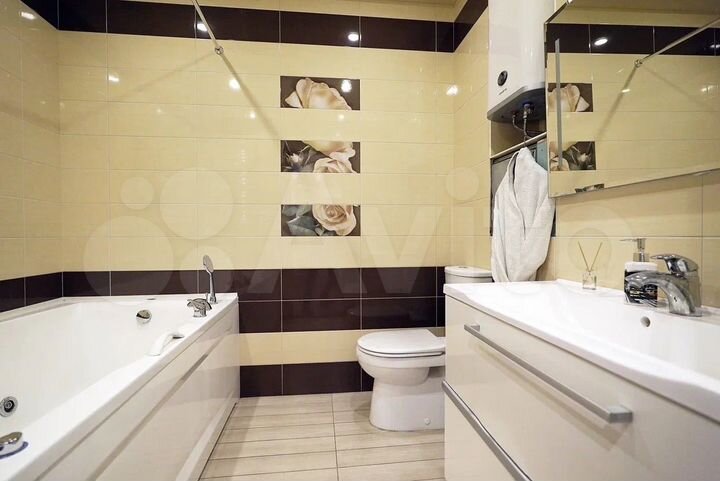 3-к. квартира, 133 м², 4/6 эт.