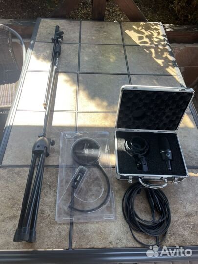 Микрофон студийный Akg c 3000