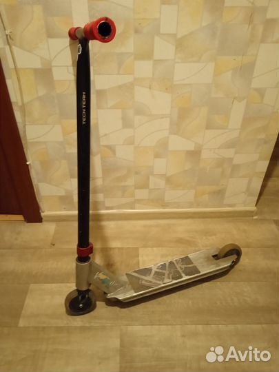 Трюковой самокат кастом в парк