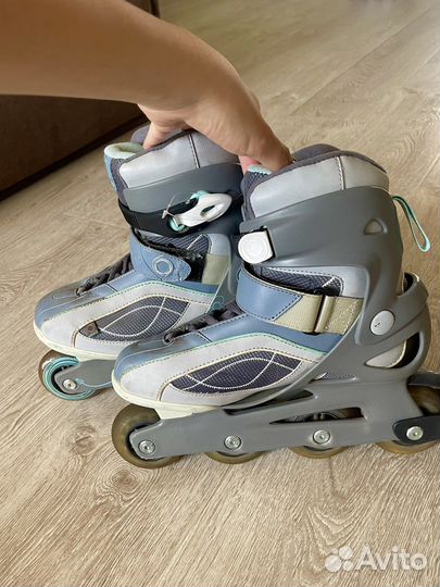 Роликовые коньки